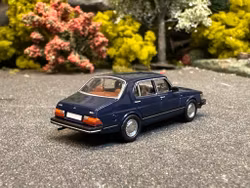 Skala 1/87 - SAAB 900 sedan, Blue fr PCX87