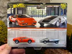 Skala 1/64 Hot Wheels PREMIUM 2-pack: Lamborghini Countach LP5000 QV & Lancia Stratos Zero