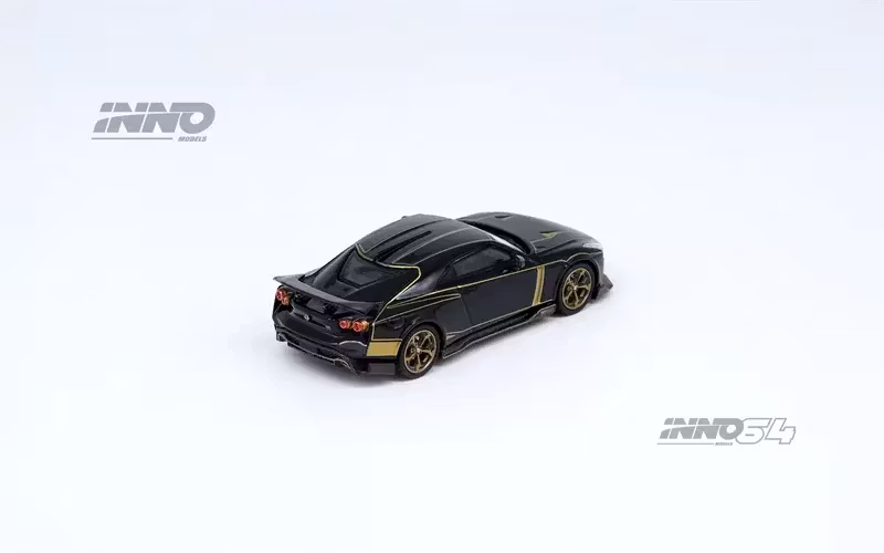 Skala 1/64 Nissan GT-R50 By Italdesign fr Inno64
