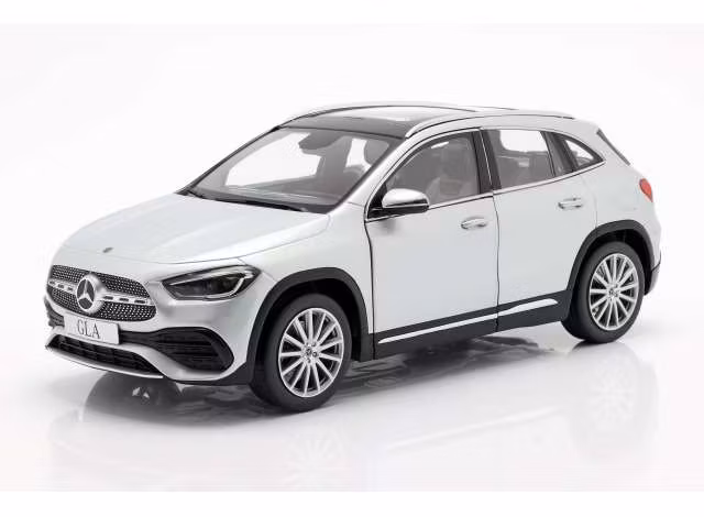 Skala 1/18 2021 Mercedes-Benz GLA, Iridium silver fr Z-Models