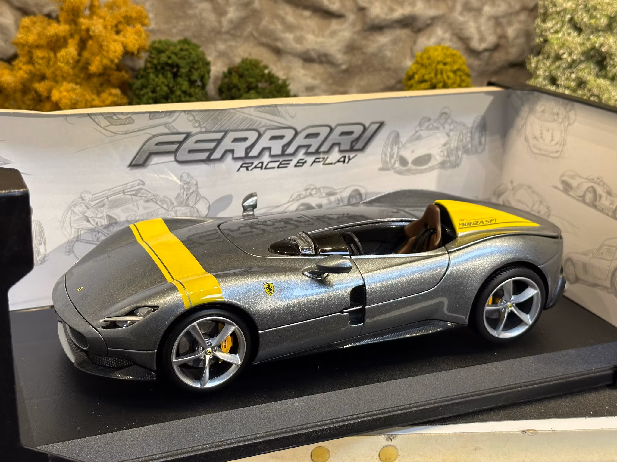 Skala 1/18 Ferrari Monza SP1 fr Bburago