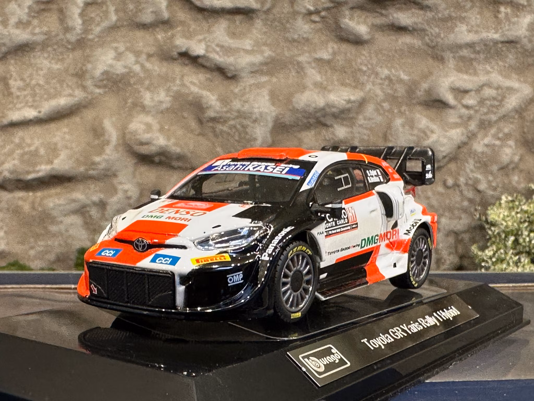 Skala 1/43 Toyota GR Yaris Rally 1 Hybrid, Toyota Gazoo Racing fr Bburago Race