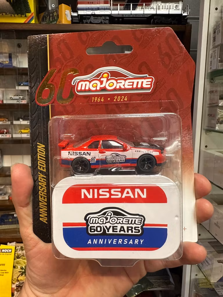 Skala 1/64 fr Majorette 60th anniversary - Nissan Skyline