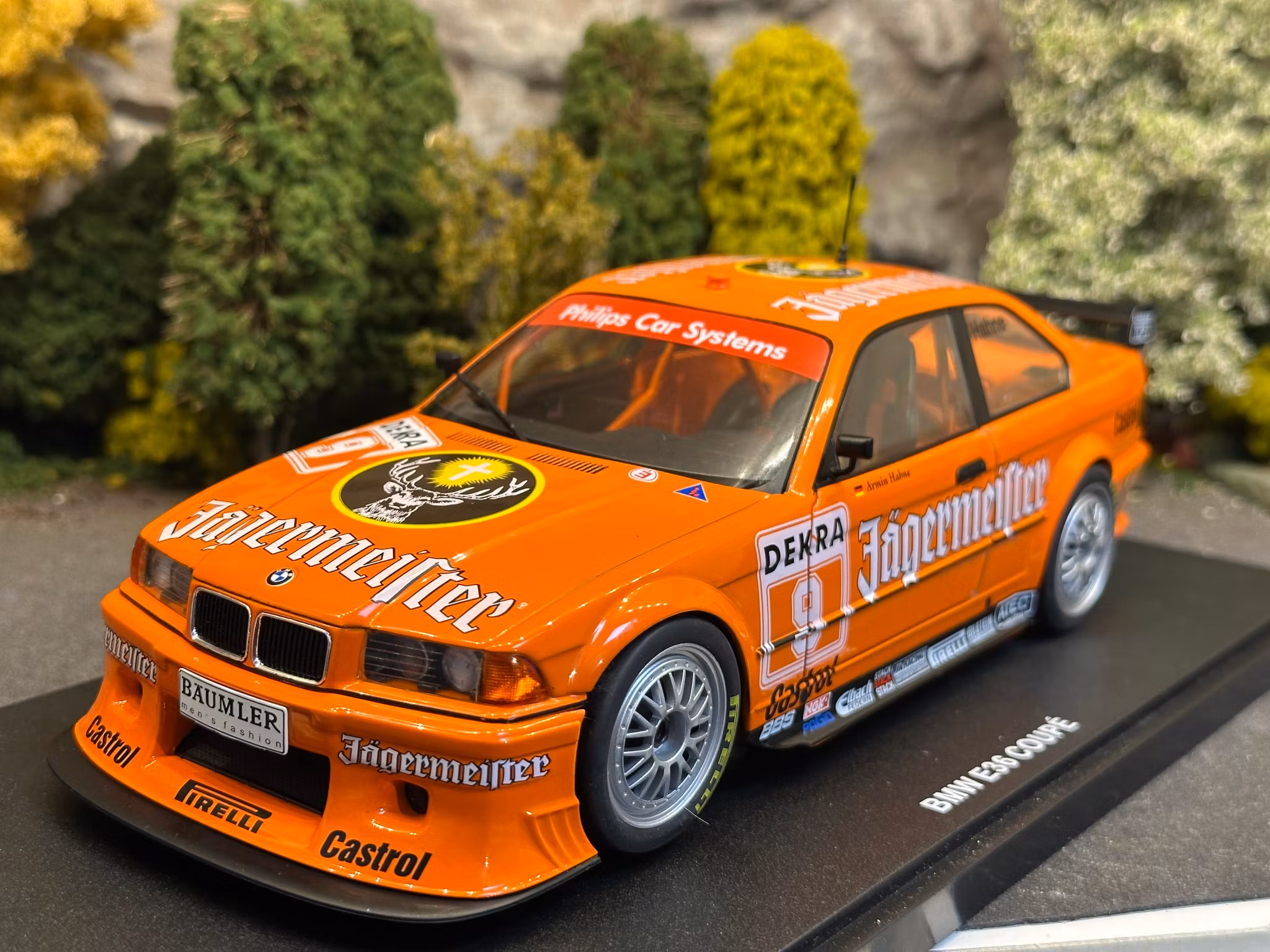 Skala 1/18 BMW E36 Coupé DTM #9 A Hahne fr WERK83
