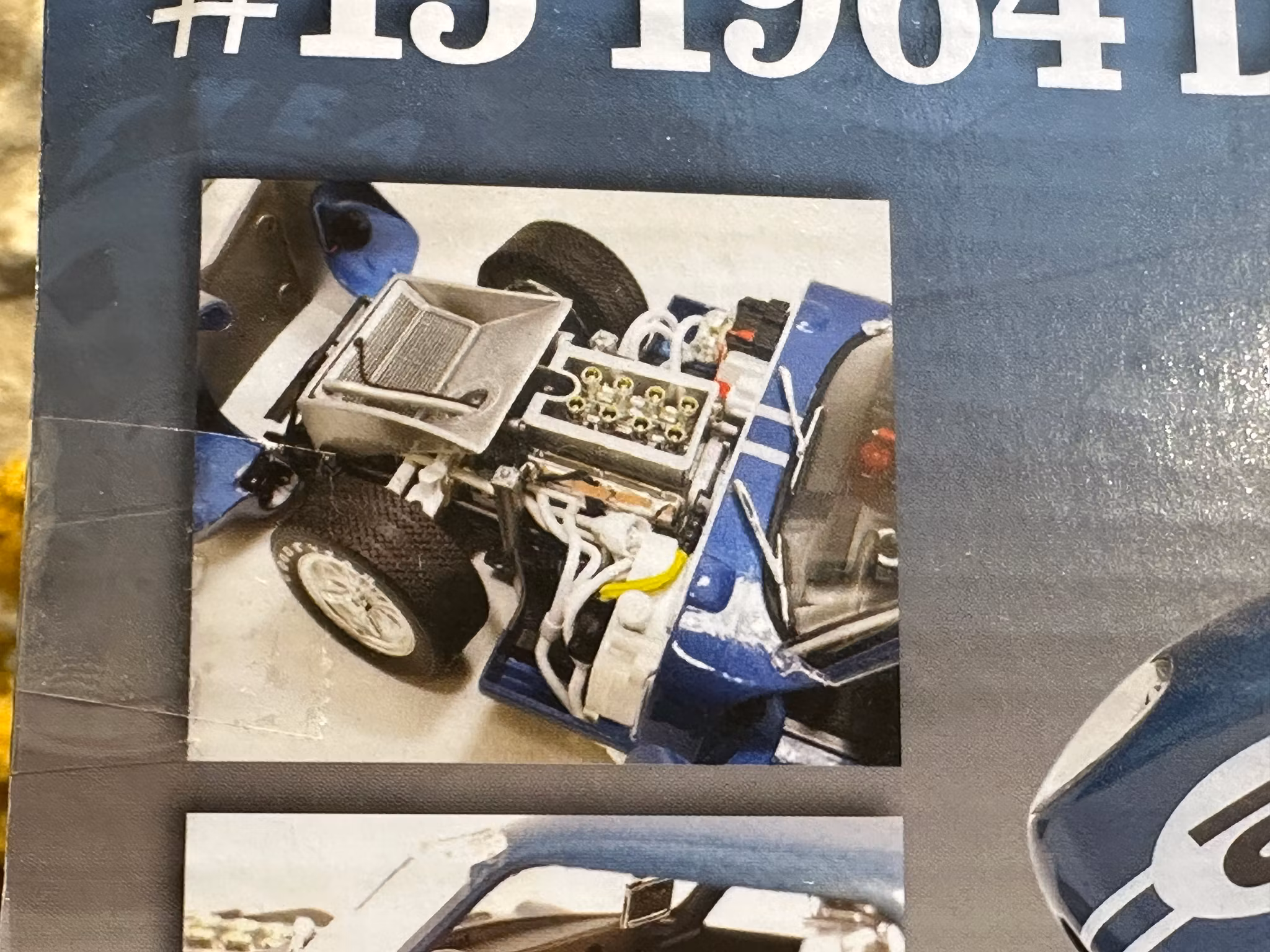 Skala 1/18 1964 Shelby Daytona coupe #15 "Dan Gurney for president" blue/white fr Acme