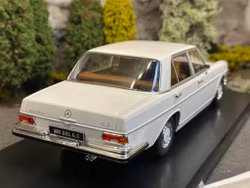 Skala 1/18 Mercedes-Benz 300 SEL 6,3 - W109. 1967-1972, white fr KK-Scale