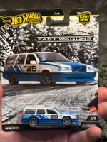 Skala 1/64 Hot Wheels Premium, Fast Wagons, Car Culture: Volvo 850 Estate