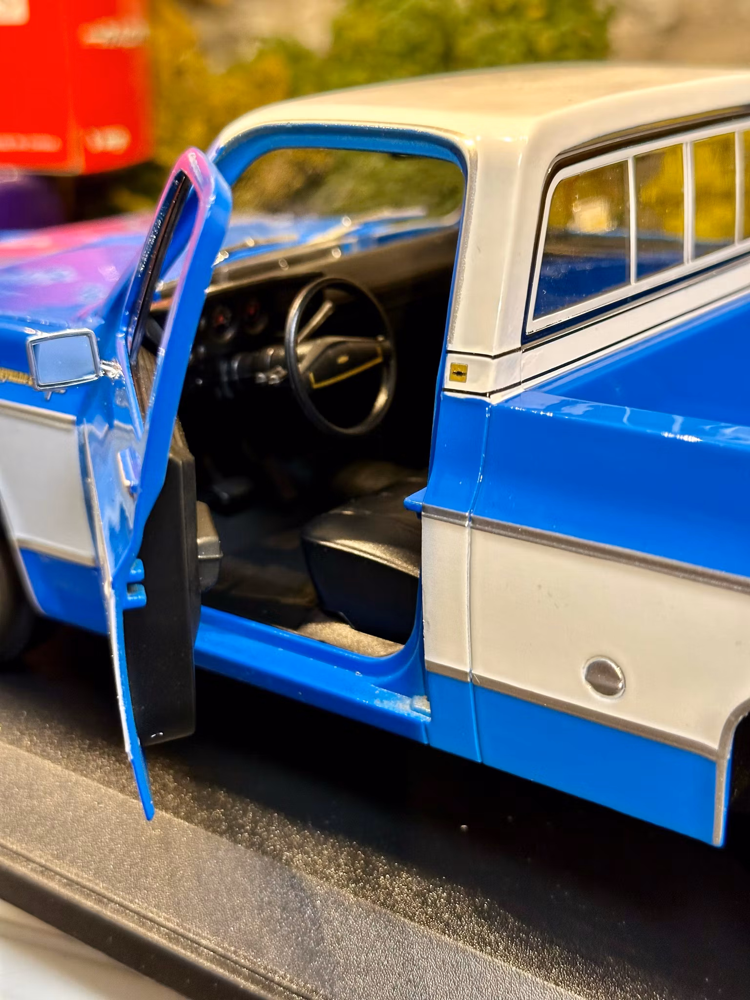 Skala 1/18 Chevrolet C-10 Chayenne Super, blue/white, 1974 fr Maisto Special Edition