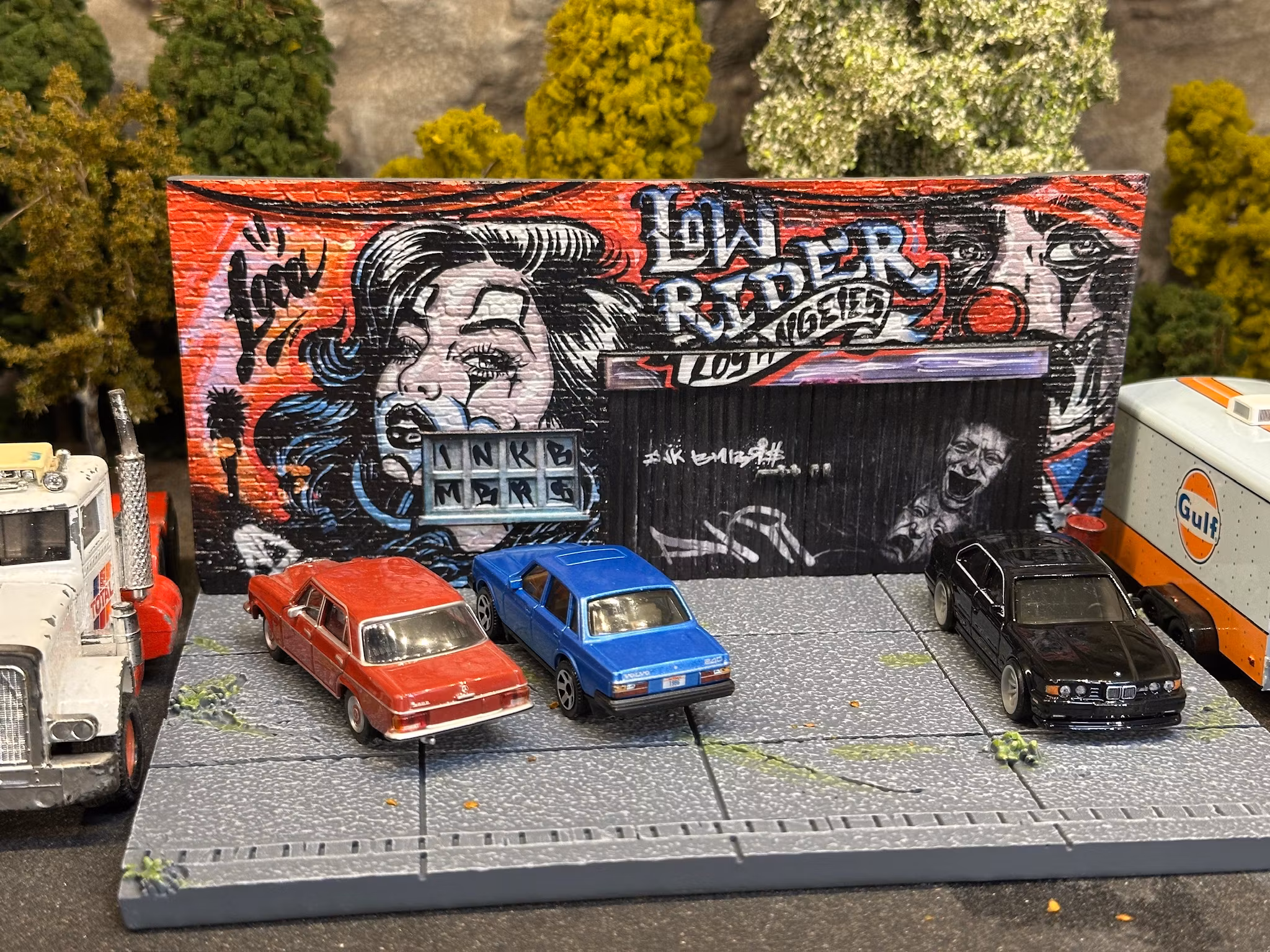 Skala 1/64 DIORAMA STREET ART LA LOWRIDER 2024 fr American Diorama & INK BMBRS (AD2423)