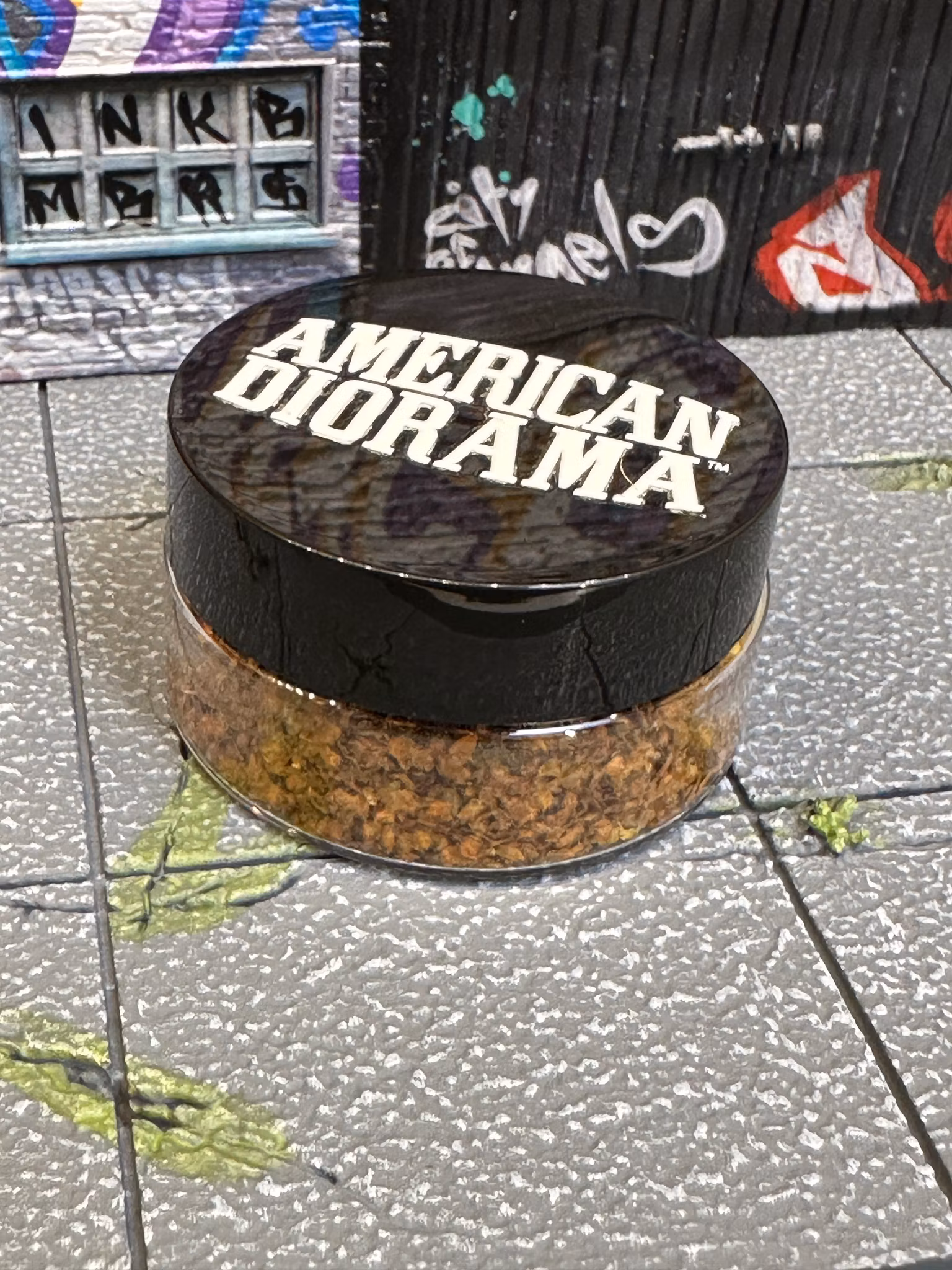 Skala 1/64 DIORAMA STREET ART LA GRAFFITI 2024 fr American Diorama & INK BMBRS (AD2424)