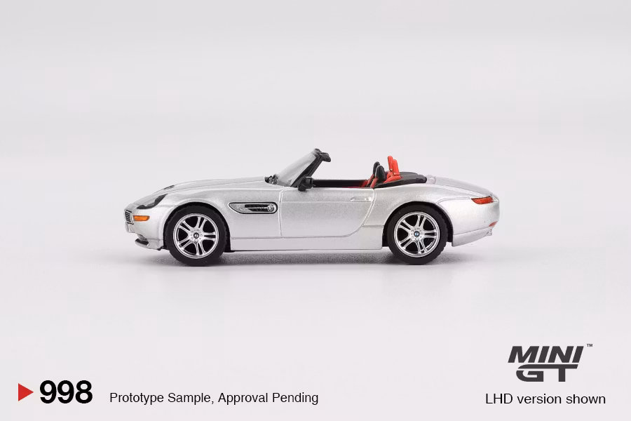 Skala 1/64 BMW Z8 Silver fr MINI GT (GT998)