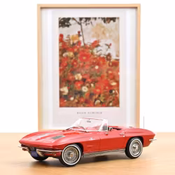 Skala 1/18 Chevrolet Corvette Sting Ray Cabriolet 1963 Riverside Red fr Norev