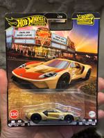 Skala 1/64 Hot Wheels Premium, Boulevard: Ford GT 17' Gold
