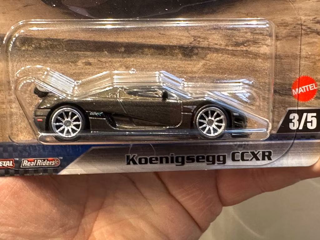 Skala 1/64 Hot Wheels Premium, Fast & Furious: Koenigsegg CCXR