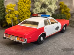 Skala 1/24 1977 Dodge Monaco fr Greenlight