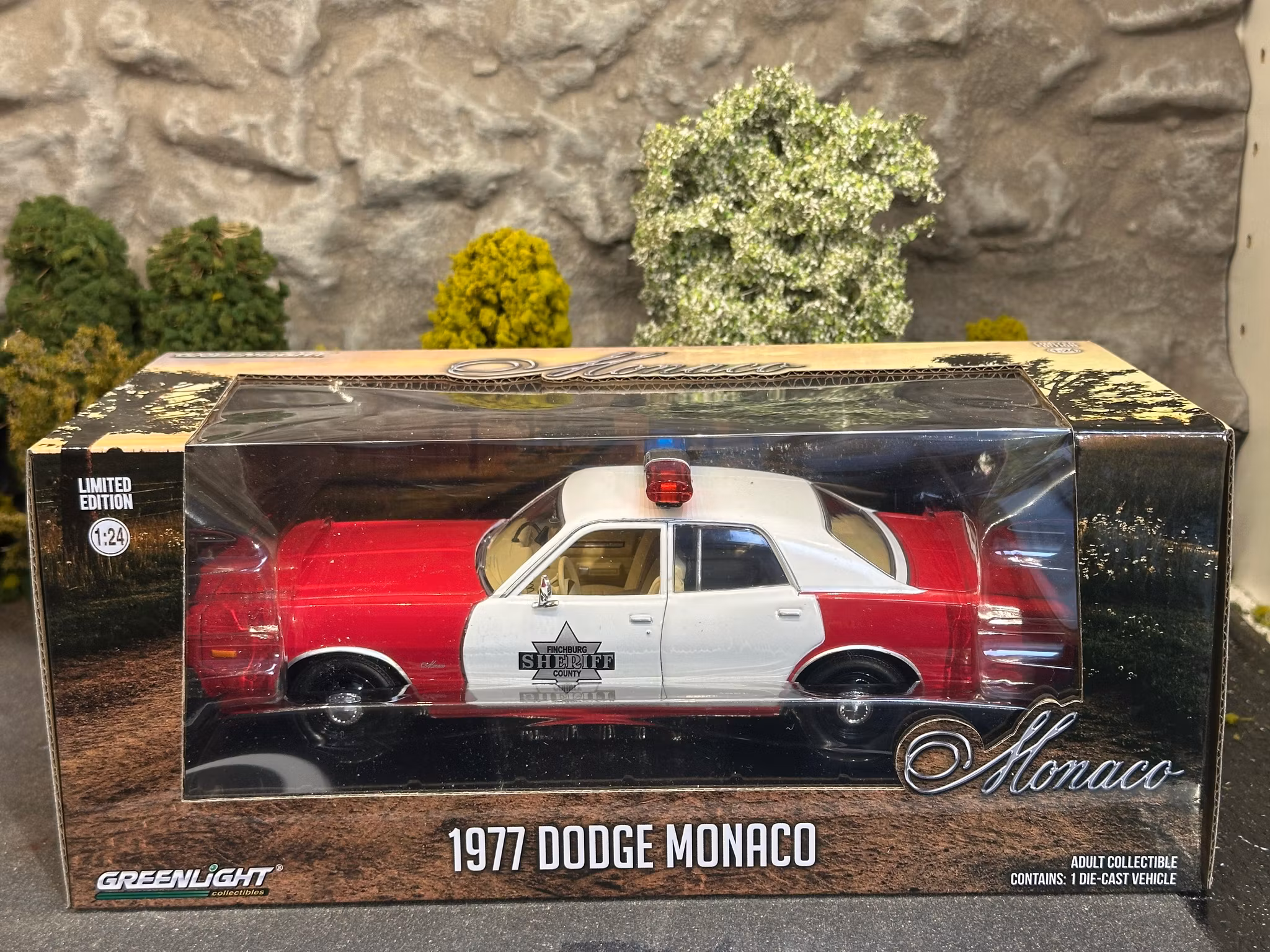 Skala 1/24 1977 Dodge Monaco fr Greenlight