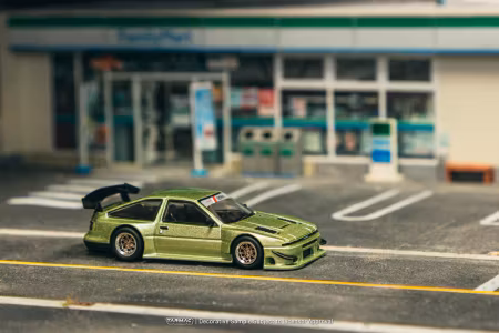 Skala 1/64 Toyota Sprinter Trueno AE86 Widebody Green - Designed by Jon Sibal  fr Tramac Works - GLOBAL64