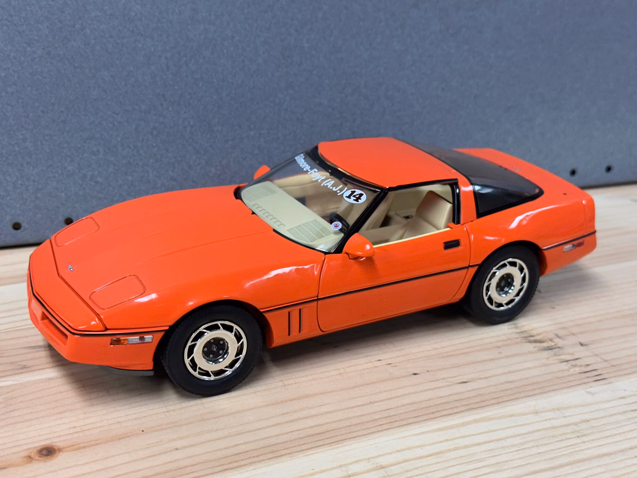 Skala 1/18 1984, Chevrolet C4 Corvette fr Greenlight