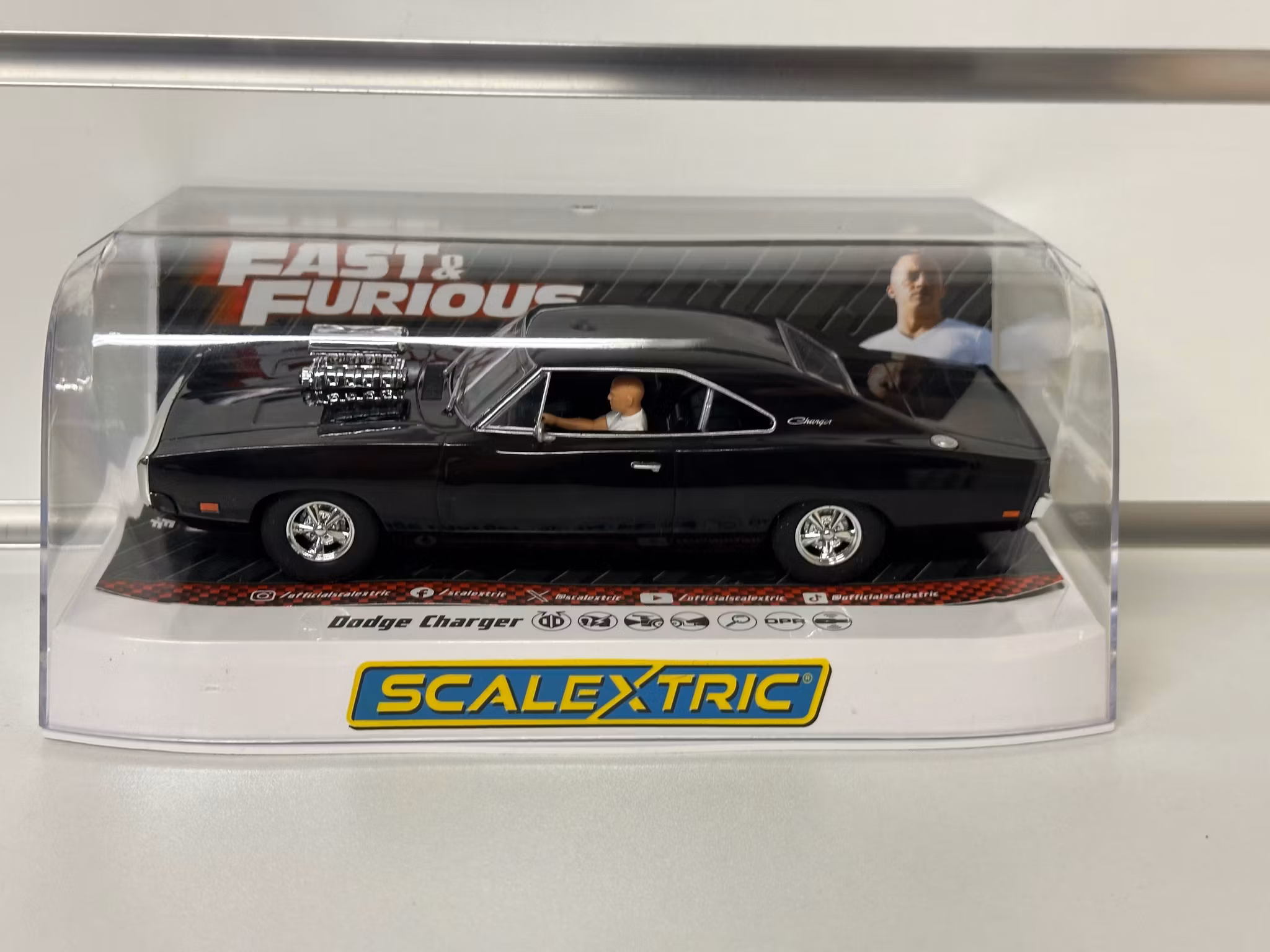 Skala 1/32 Analogue Scalextric Slot Car: Dodge Charger- Fast & Furious
