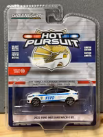 Skala 1/64 Hot Pursuit - Ford Mustang Mach-E GT 22' NYPD Police fr Greenlight