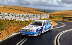 Skala 1/32 An. Scalextric Slot Car: C4597 Volvo 850 Estate - BTCC 1994 - Rickard Rydell