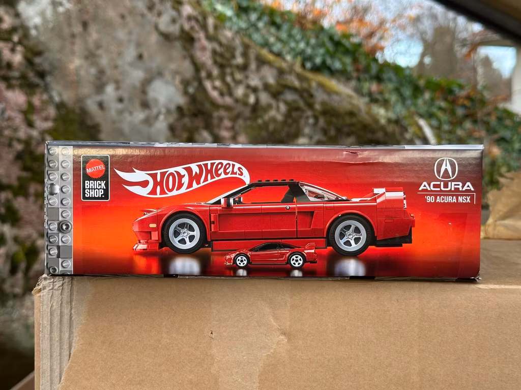 Skala 1/16 Hot Wheels 90' Acura NSX Byggset + Hot Wheels bil