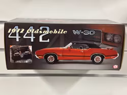 Skala 1/18 1972 Oldsmobile 442 W-30 Convertible fr Acme
