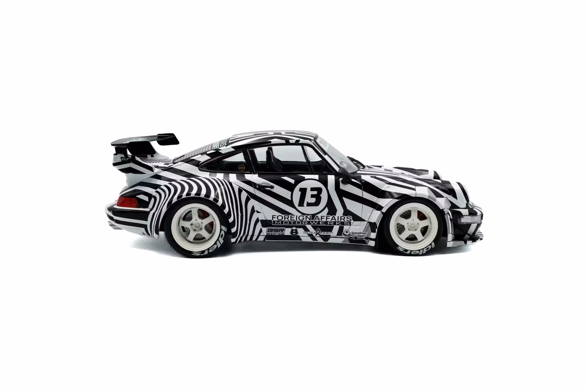Skala 1/18 RWB Bodykit “The Zebra” – 2022 Porsche fr SOLIDO