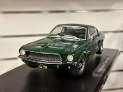 Skala 1/18 Ford Mustang GT Fastback 1966, Dark green fr KK-Scale