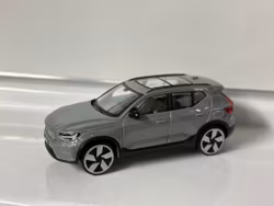 Skala 1/43 Volvo XC40, grey fr Bburago #18-30474