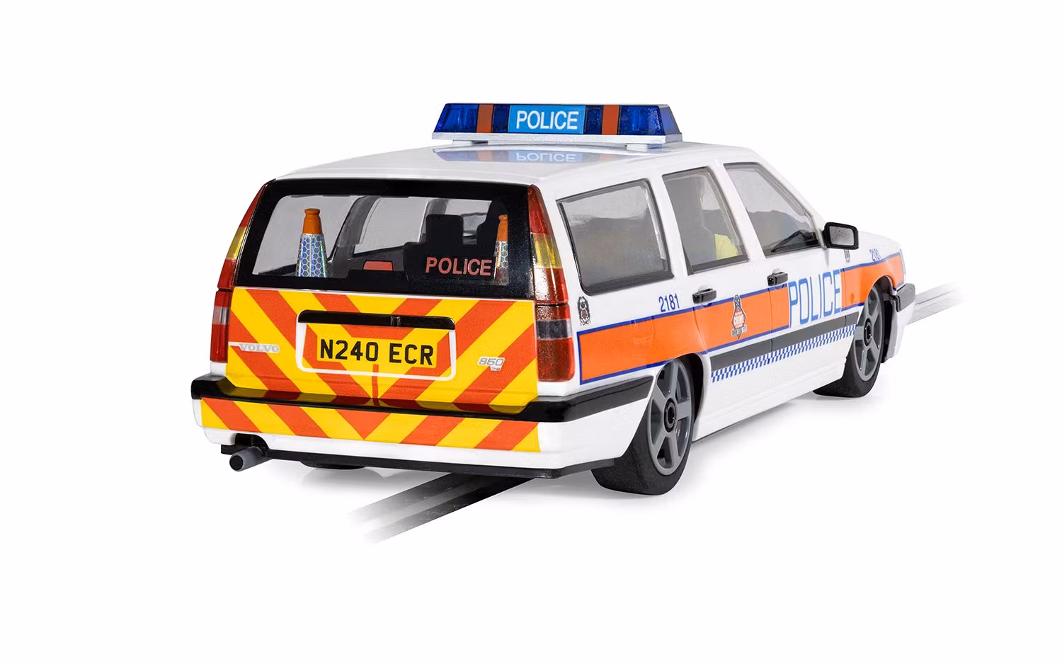 Skala 1/32 An. Scalextric Slot Car: C4627 Volvo 850 Estate - Police Car Edition
