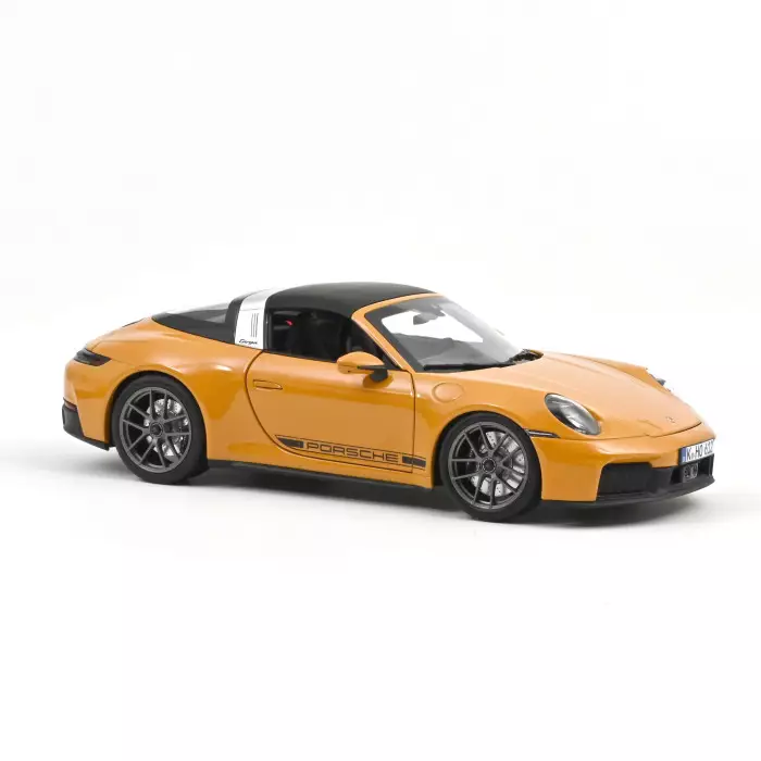 Skala 1/18 Porsche 911 Targa 4 GTS 2025 Bahama Yellow fr Norev