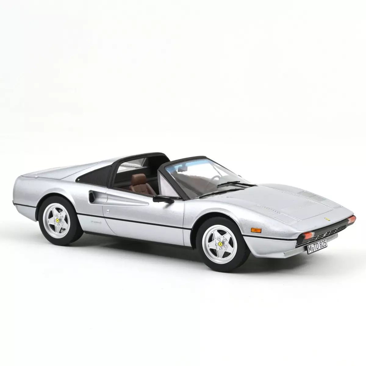 Skala 1/18 Ferrari 308 GTS 1982 Silver fr Norev