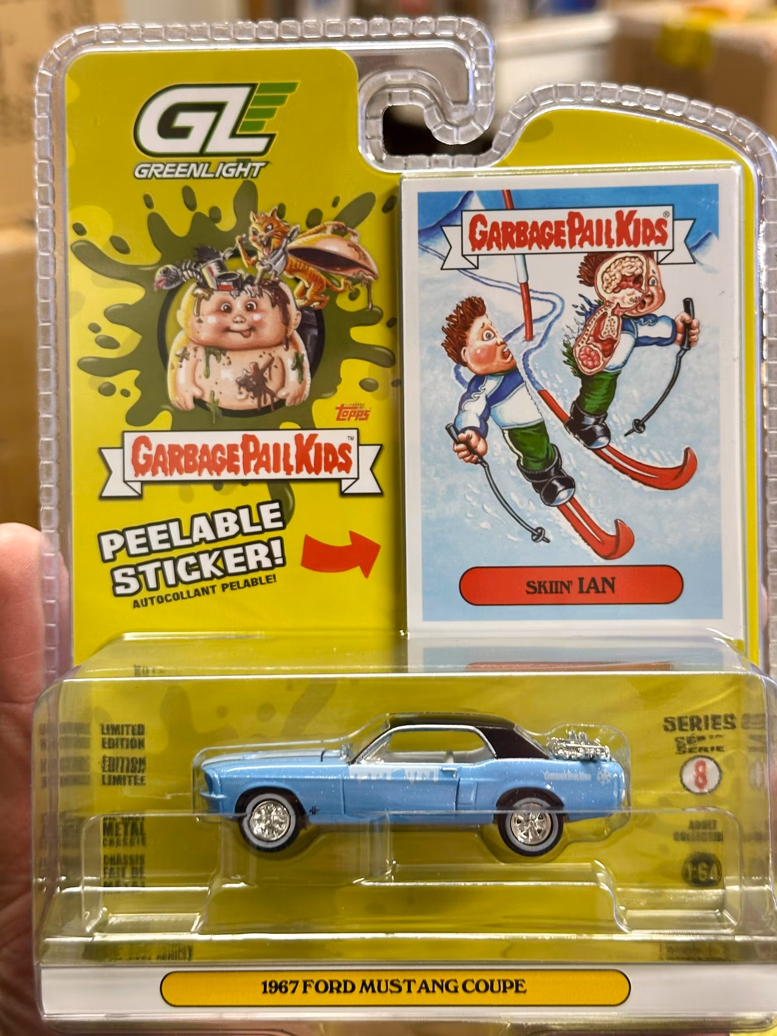 Skala 1/64 Garbage Pale Kids - 1967 Ford Mustang Coupe, bkue/blk fr Greenlight