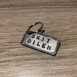 Nyckelring i smide: Skitbilen