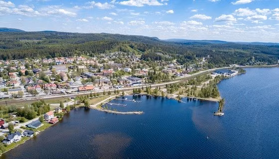 Solcellslampa utomhus vägghängd Bräcke