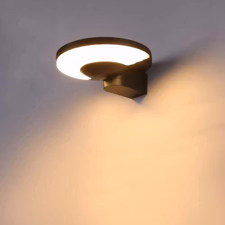 "Modern" solcellsvägglampa