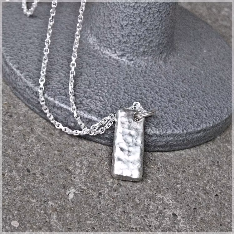 IVALDE halsband i silver