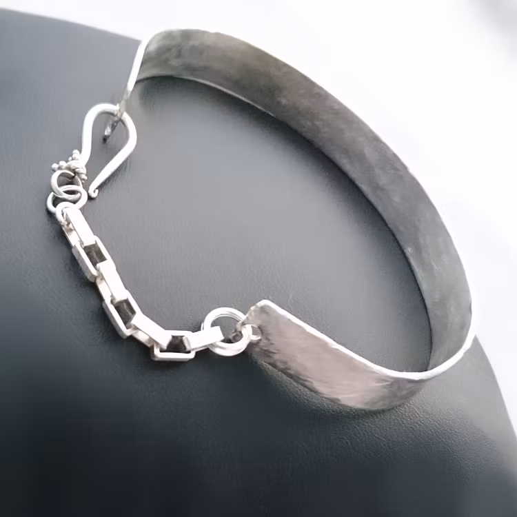 GRO armband i silver