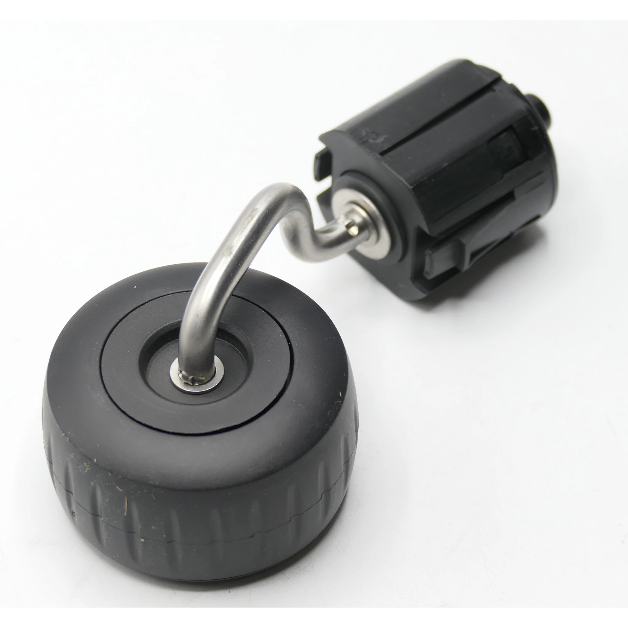 Universal wheel assembly