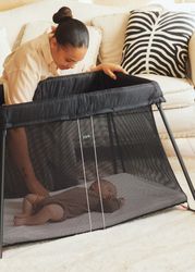 BabyBjörn Resesäng Light