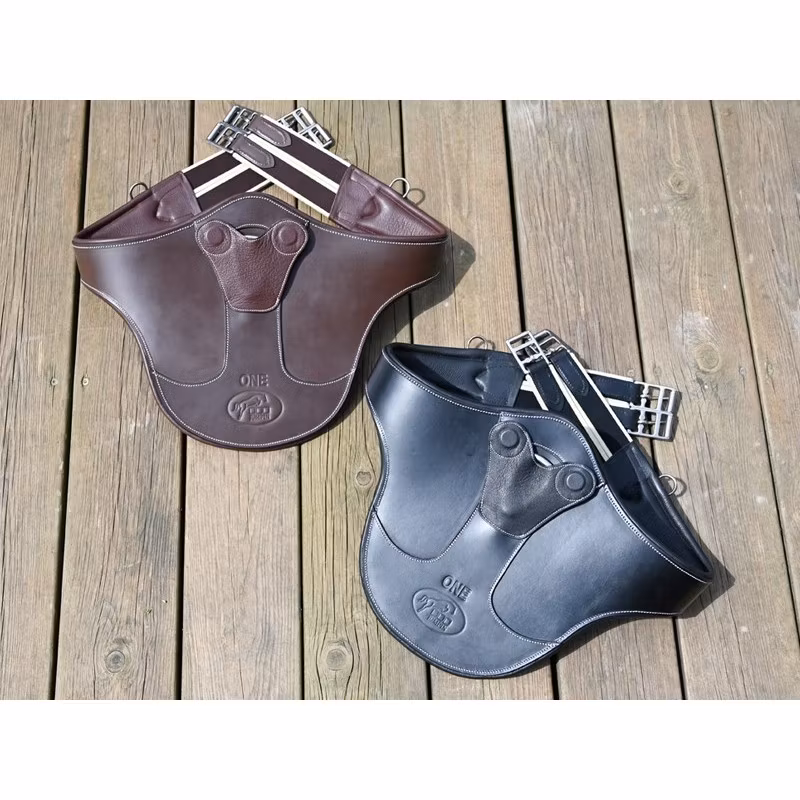 JumpIn One Elastic Stud Girth