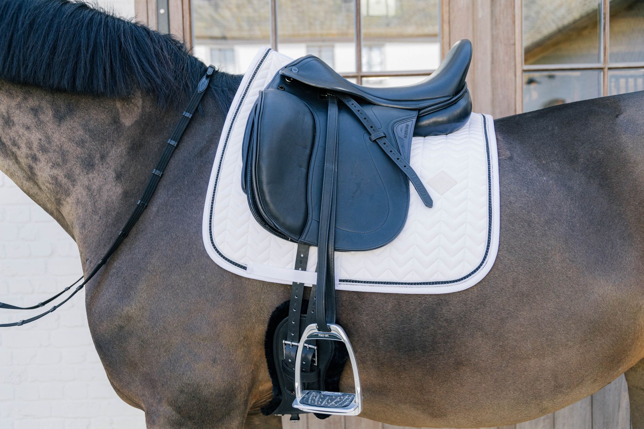 Kentucky Horsewear Saddle Pad Metal Chain Dressage