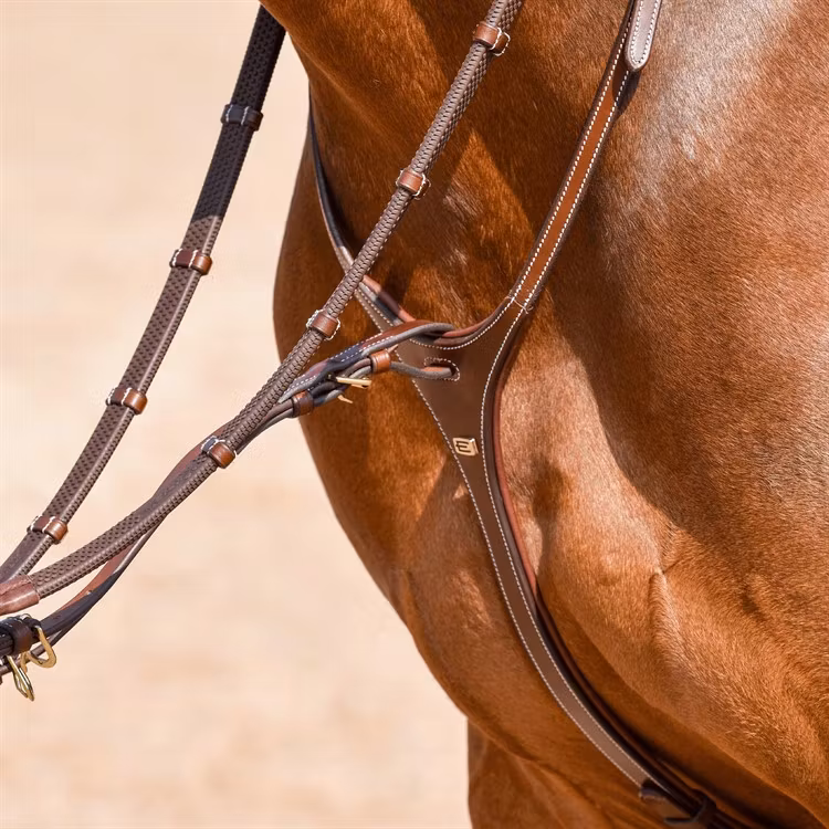 EQ Yoke mässing