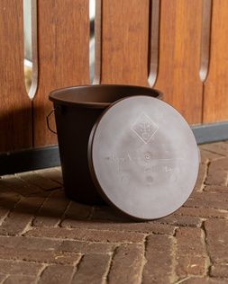 Grooming Deluxe Bucket with Lid 5L