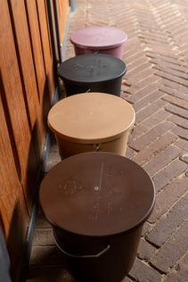Grooming Deluxe Bucket with Lid 5L