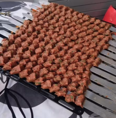 Kebab kobideh utan riss