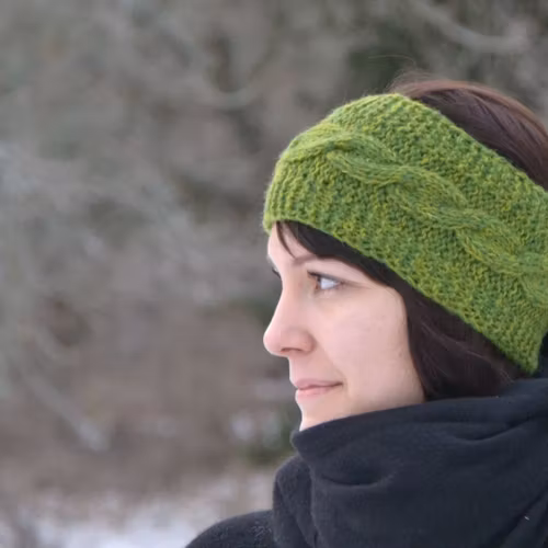 11122 Pannband med fläta