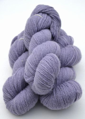 6/2-5121 Lavendel på vit ull