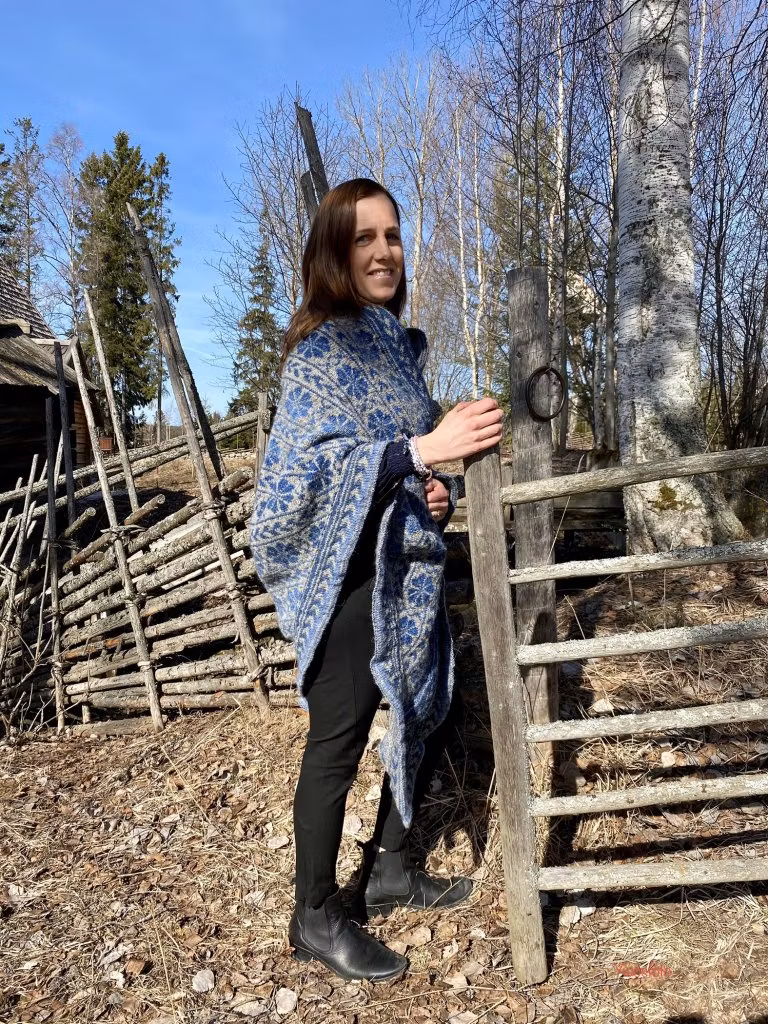 13121 Sjal Blomma och Väderkvarn